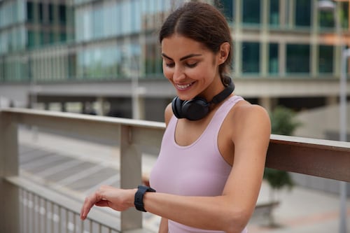 Gadgets fitness 2026: los wearables que transforman el entrenamiento deportivo
