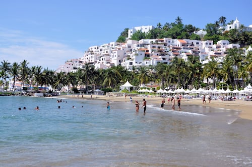 Tres Hoteles de playa perfectos para disfrutar al máximo de tus vacaciones en Colima