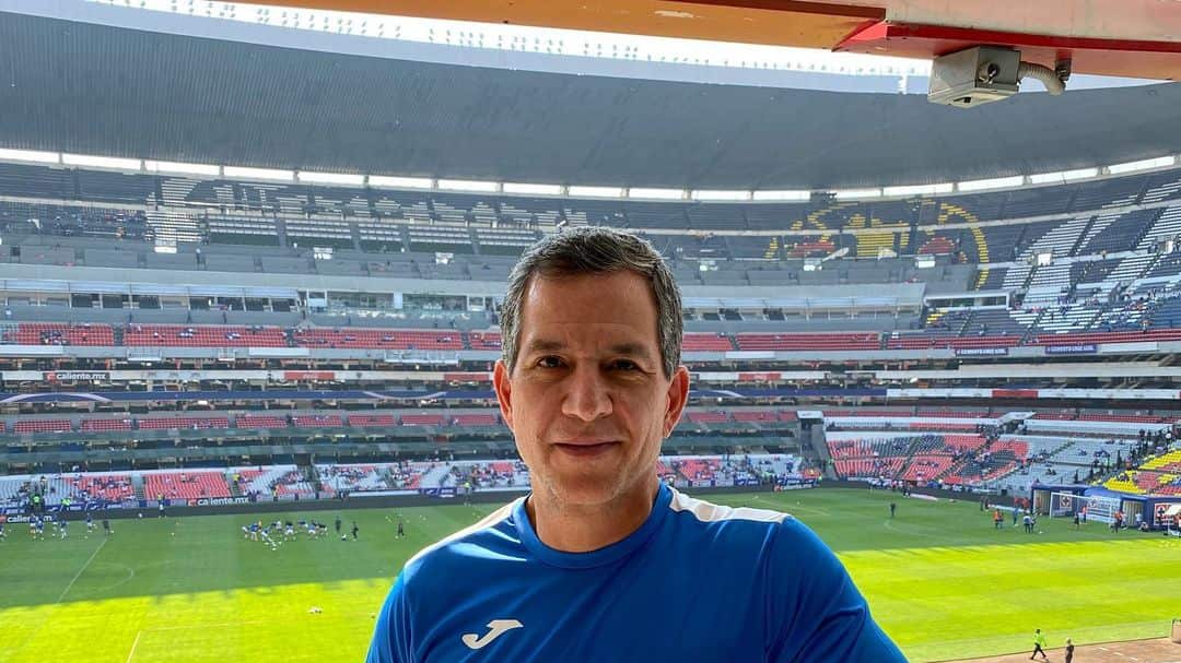 Javier Alarcón, famoso comentarista en México | Instagram