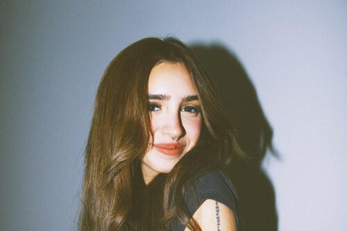 Domelipa lanza tema junto a Ozuna: Así es el video musical