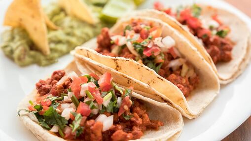 Le cobran mil pesos por tacos