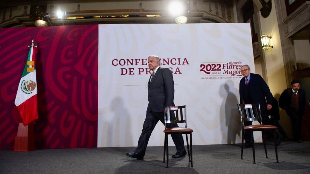 El presidente señaló que se publica hoy, ya se firmó el decreto