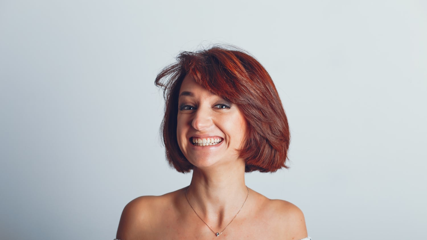 Más allá de lo estético, renovar el color del cabello puede influir positivamente en el estado de ánimo
