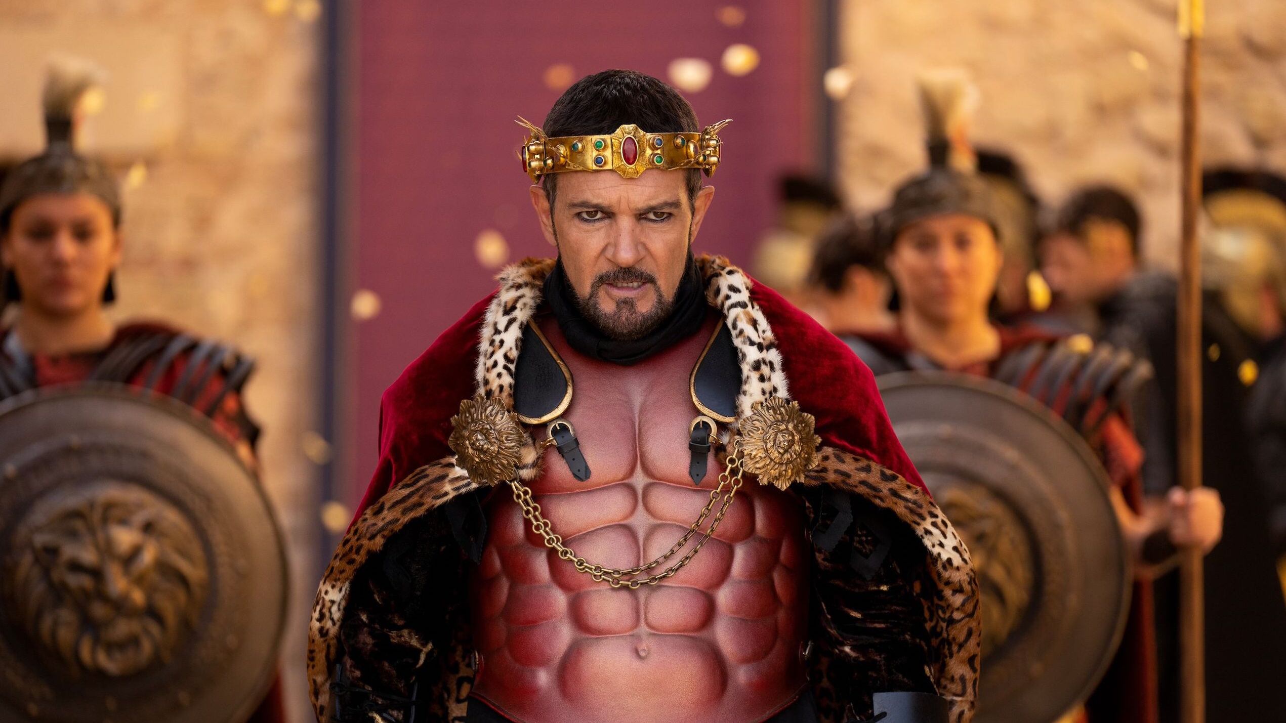 El actor español habla del estreno del musical Camino a Belén.