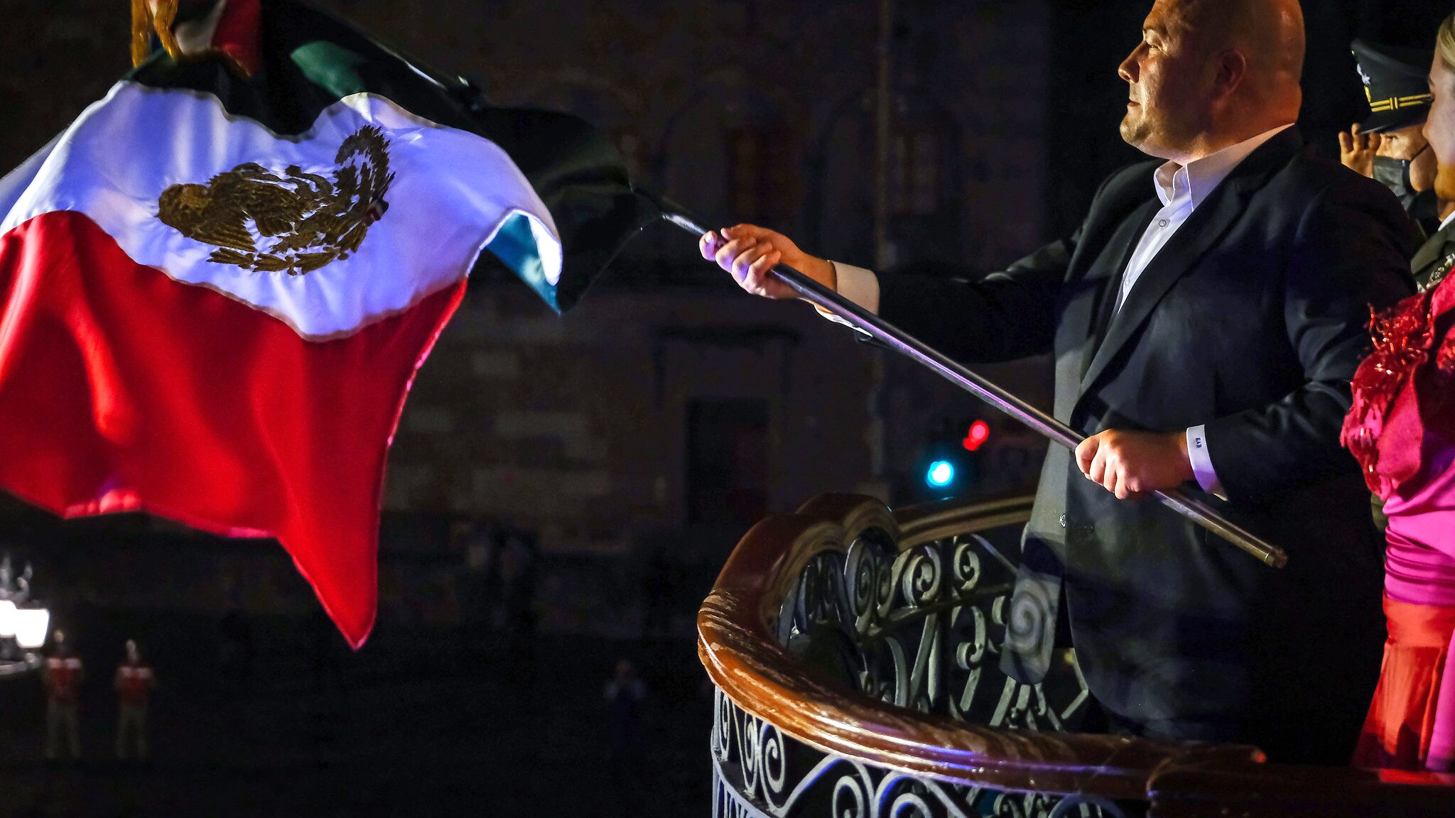 El Grito de Independencia se realizó ante una plaza de armas vacía, donde no hubo ni fuegos artificiales ni verbena.