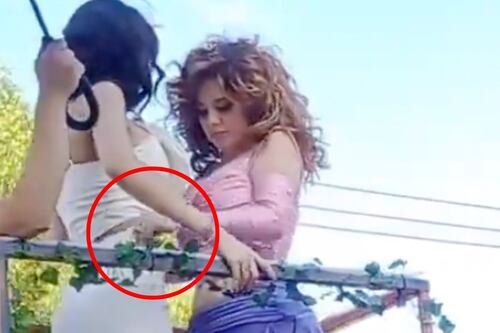 ¿Son novias? Captan en video a Karime Pindter y Briggitte Bozzo bailando “muy pegadas”