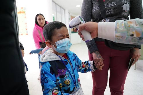 ¿Tu hijo tiene el esquema completo?: sarampión cumple un año en México con miles de contagios