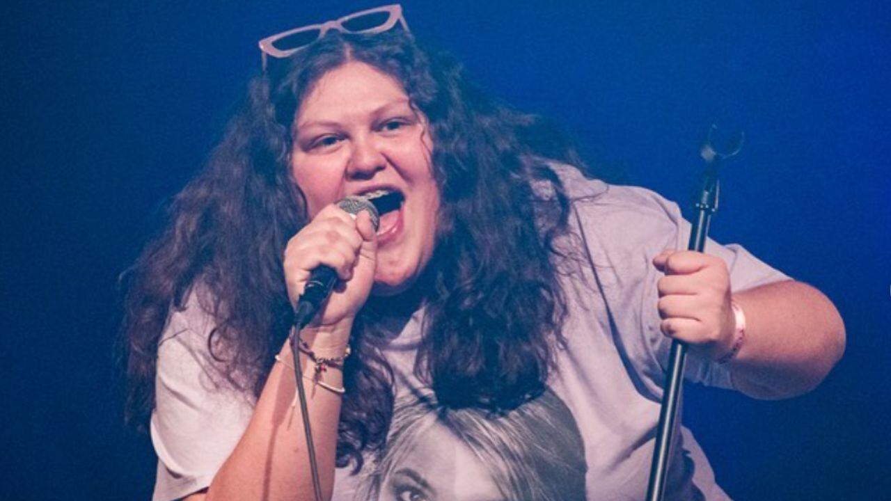 Karla Camacho se prepara para su especial con su show ‘siempre travies’