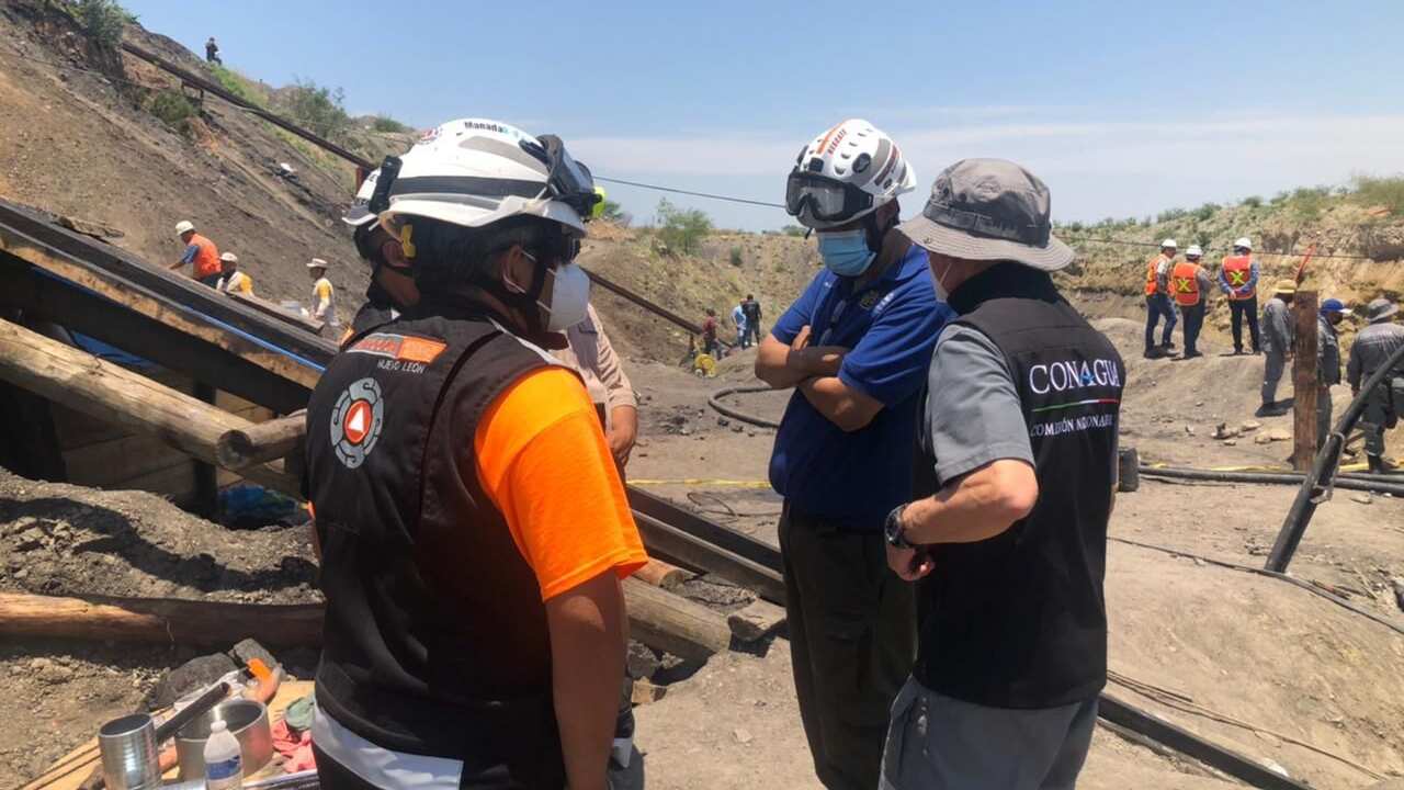 En la mina se realizan labores de rescate