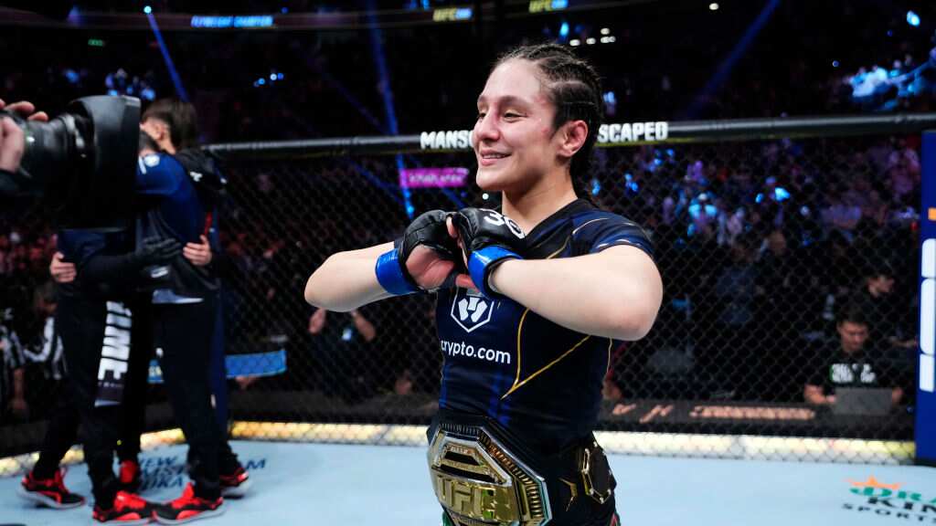 La mexicana es nueva campeona de UFC.