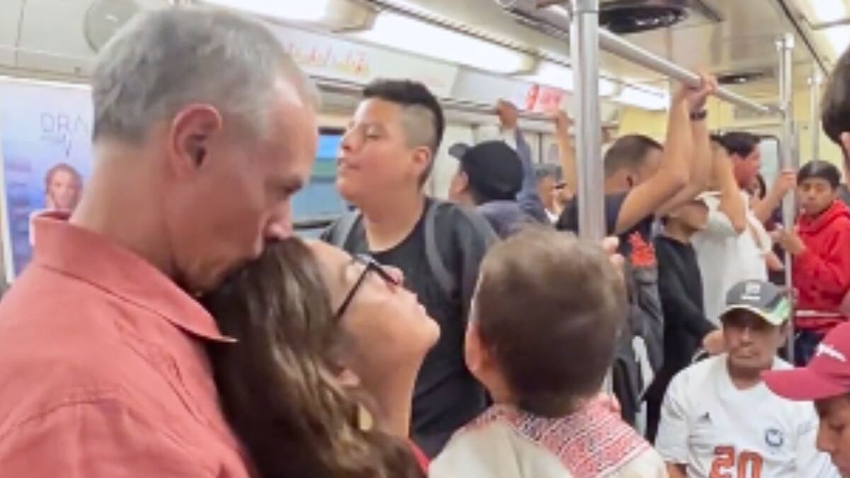 Hugo-López-Gatell-Morena-Metro-Criticas-pandemia-cdmx-jefe-de-gobierno