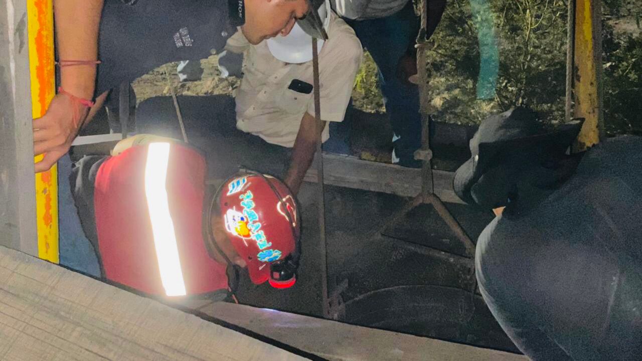 Trabajos de rescate de mineros en mina de Sabinas, Coahuila. Foto: @CNPC_MX