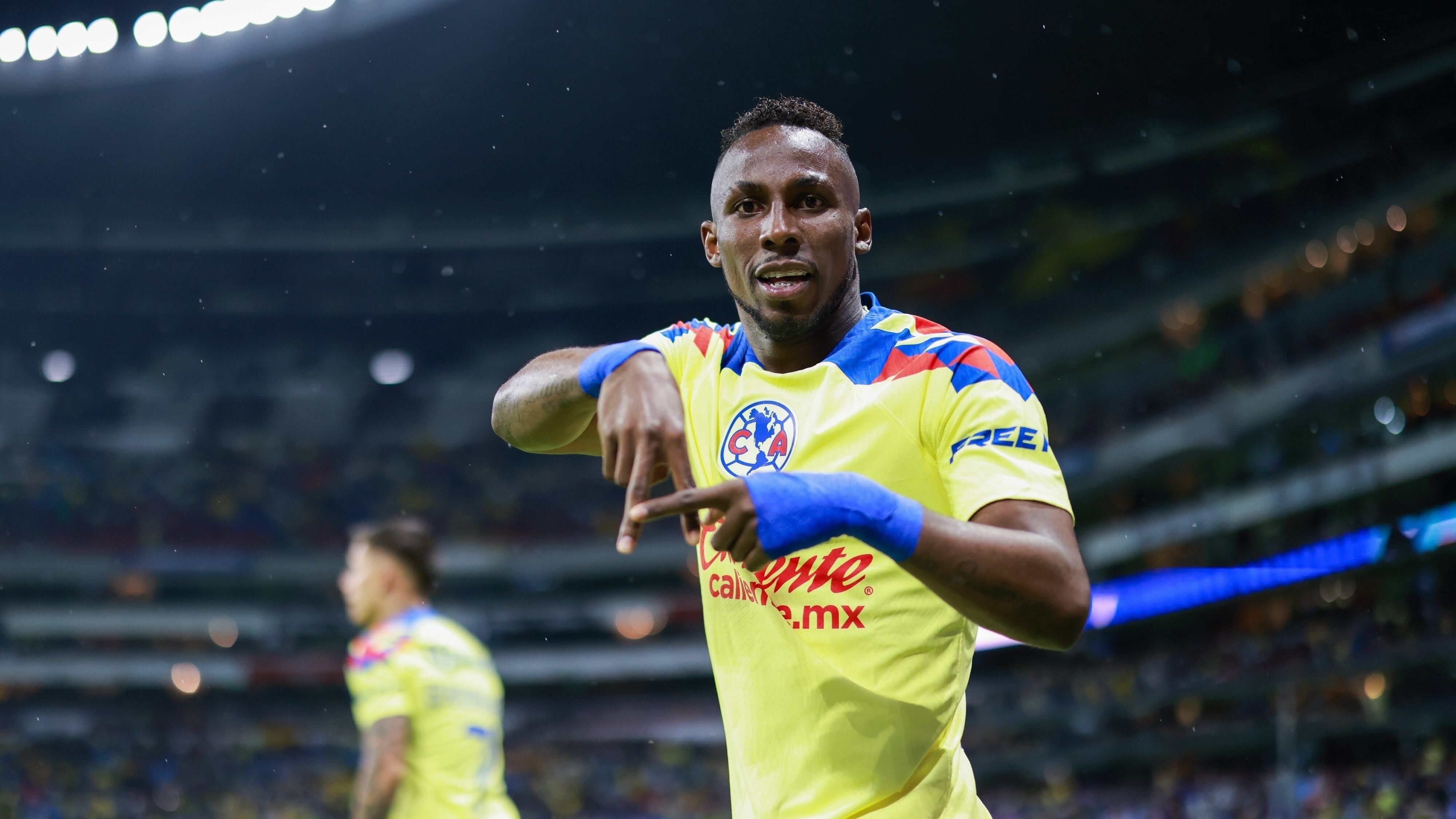 Julián Quiñones es el segundo futbolista más caro de la Liga MX.