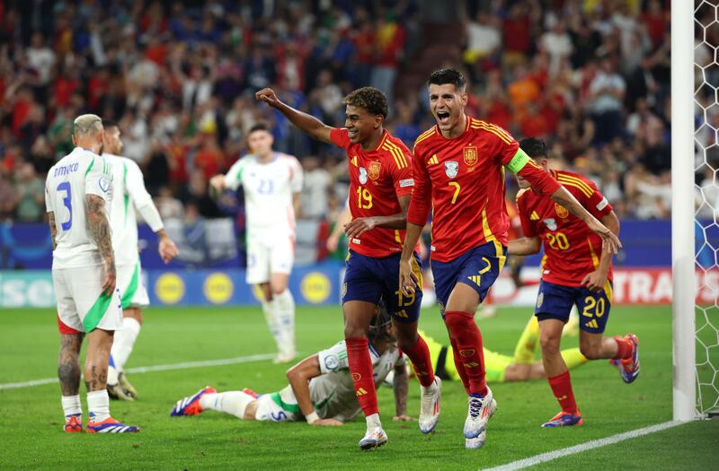 España es el favorito para avanzar como líder del Grupo B.