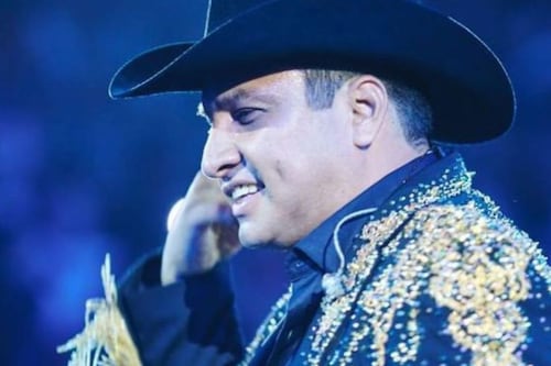 Julión Álvarez disfruta las mieles del éxito fuera de México