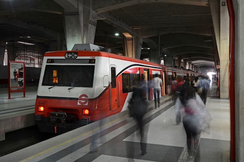 ¡Atención viajeros! Cambian horarios del Tren Suburbano en Semana Santa