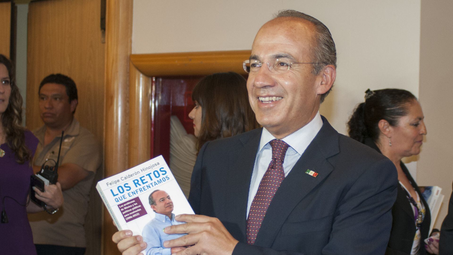 Felipe Calderon: Adán Augusto López insiste en denuncias contra expresidente