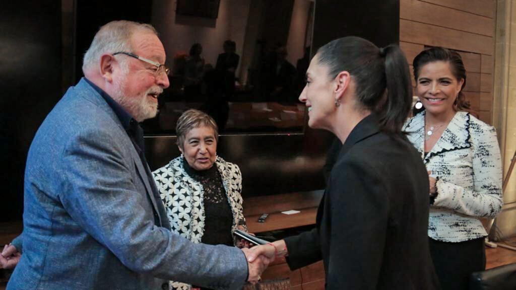 Reunión de Sheinbaum y Savater en el Antiguo Palacio del Ayuntamiento. Foto: GCDMX