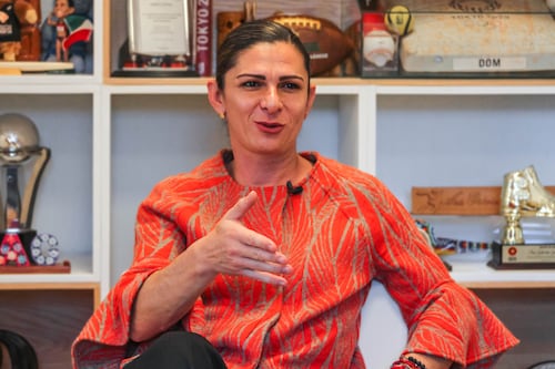 Ana Gabriela Guevara reaparece en Sonora para reactivar su carrera política