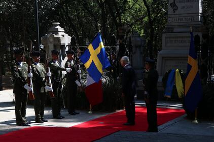 Primer día de actividades en la visita oficial de los Reyes de Suecia en México.