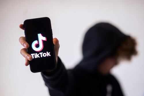 EE.UU. amenaza con prohibir TikTok por sus vínculos con ByteDance y China