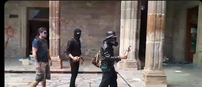 Encapuchados en Morelia