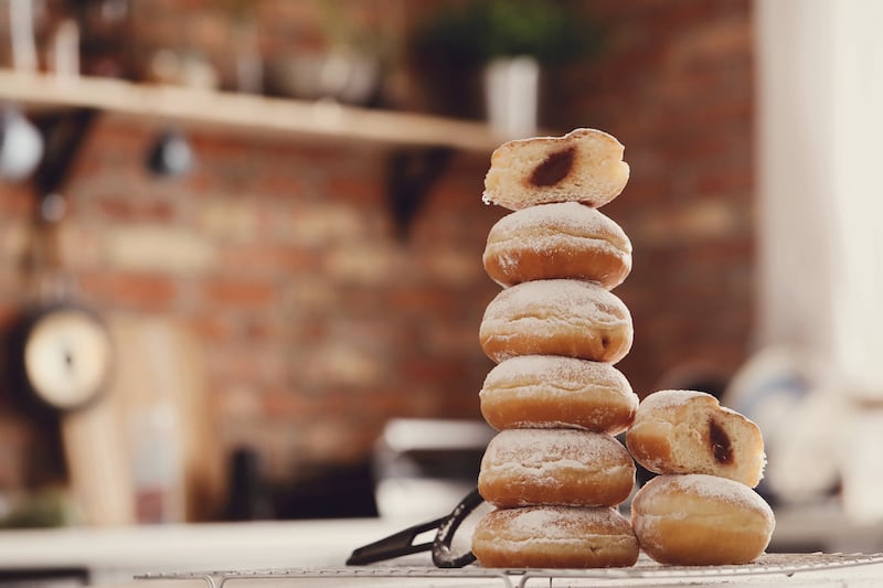Lleva el espíritu navideño a tu paladar con estás donas edición especial