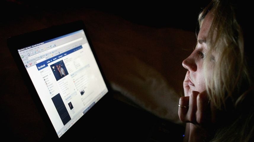 Inteligencia Artificial es usada por delincuentes para extorsionar a víctimas por internet