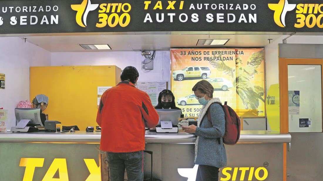 El sitio operaba con irregularidades en el aeropuerto capitalino. (@Corresponsalsmx)