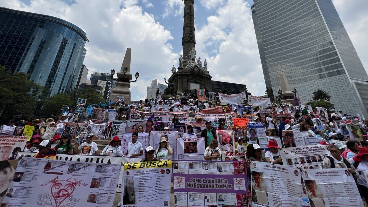 Miles de madres buscadoras marcharon para exigir la búsqueda y aparición de sus hijos en CDMX.