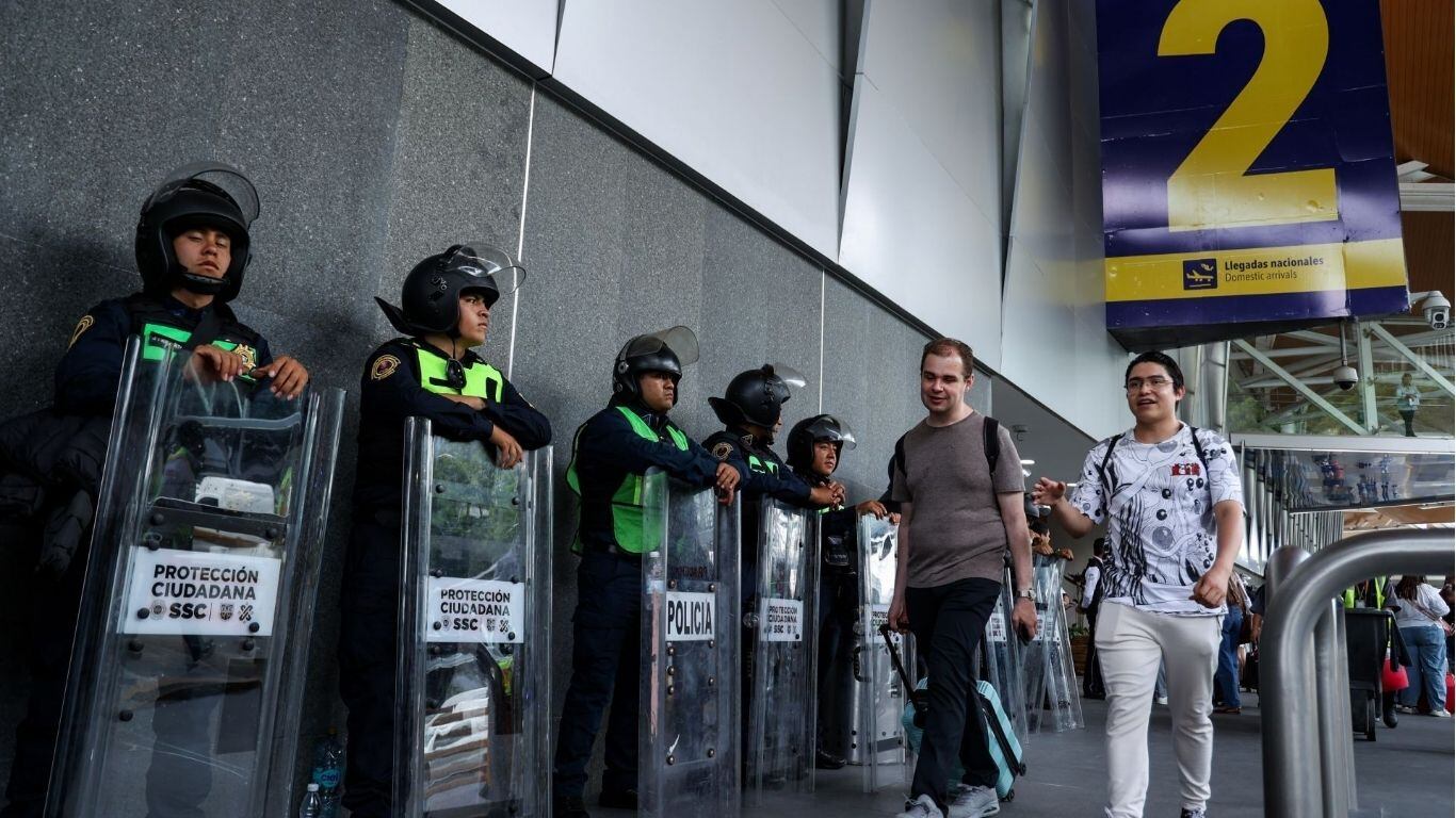 AICM lanza alerta por posibles bloqueos; pide llegar con anticipación ante movilizaciones