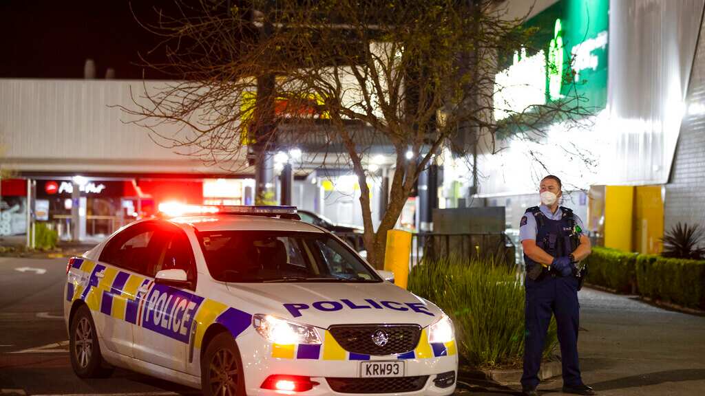 Ataque en Nueva Zelanda: Terrorista apuñala en supermercado