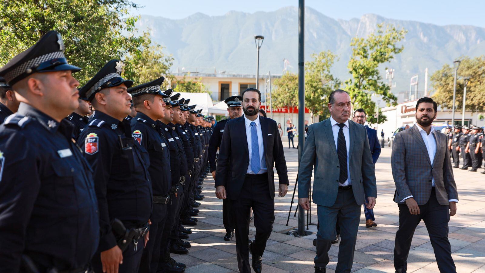 Farah Giacomán reconoció el trabajo y la disciplina de los policías que todos los días velan por la tranquilidad de las familias sampetrinas.