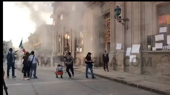 Manifestantes Morelia