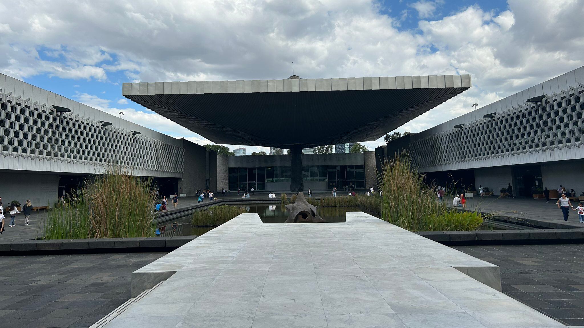 Museo Nacional de Antropología recibe prestigioso premio de España