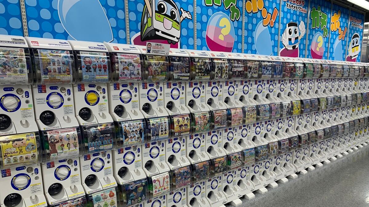 Llegan a México las máquinas Gashapon