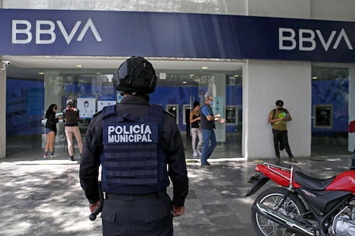 Asaltantes de cuentahabientes aplican nuevas formas de elegir a sus víctimas