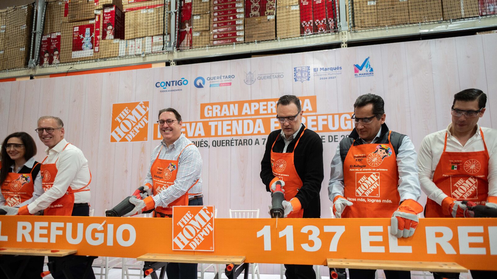 Inauguración de The Home Depot en el Refugio.