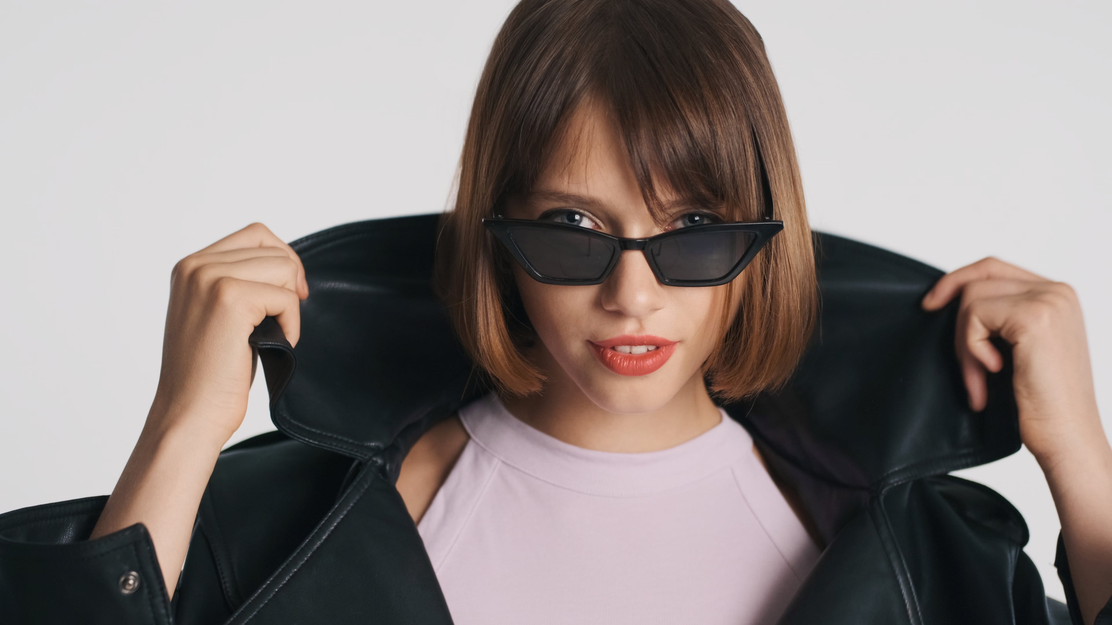 Gafas de sol verano 2025: Tendencias en monturas y diseños exclusivos