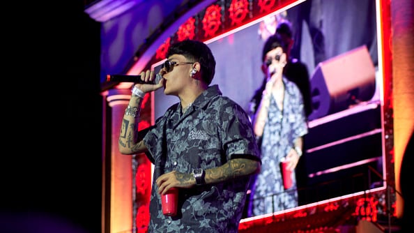 El cantante manda un mensaje sin filtros