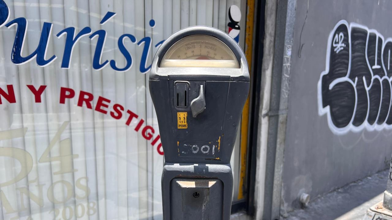 Los antiguos aparatos continúan operando con monedas.