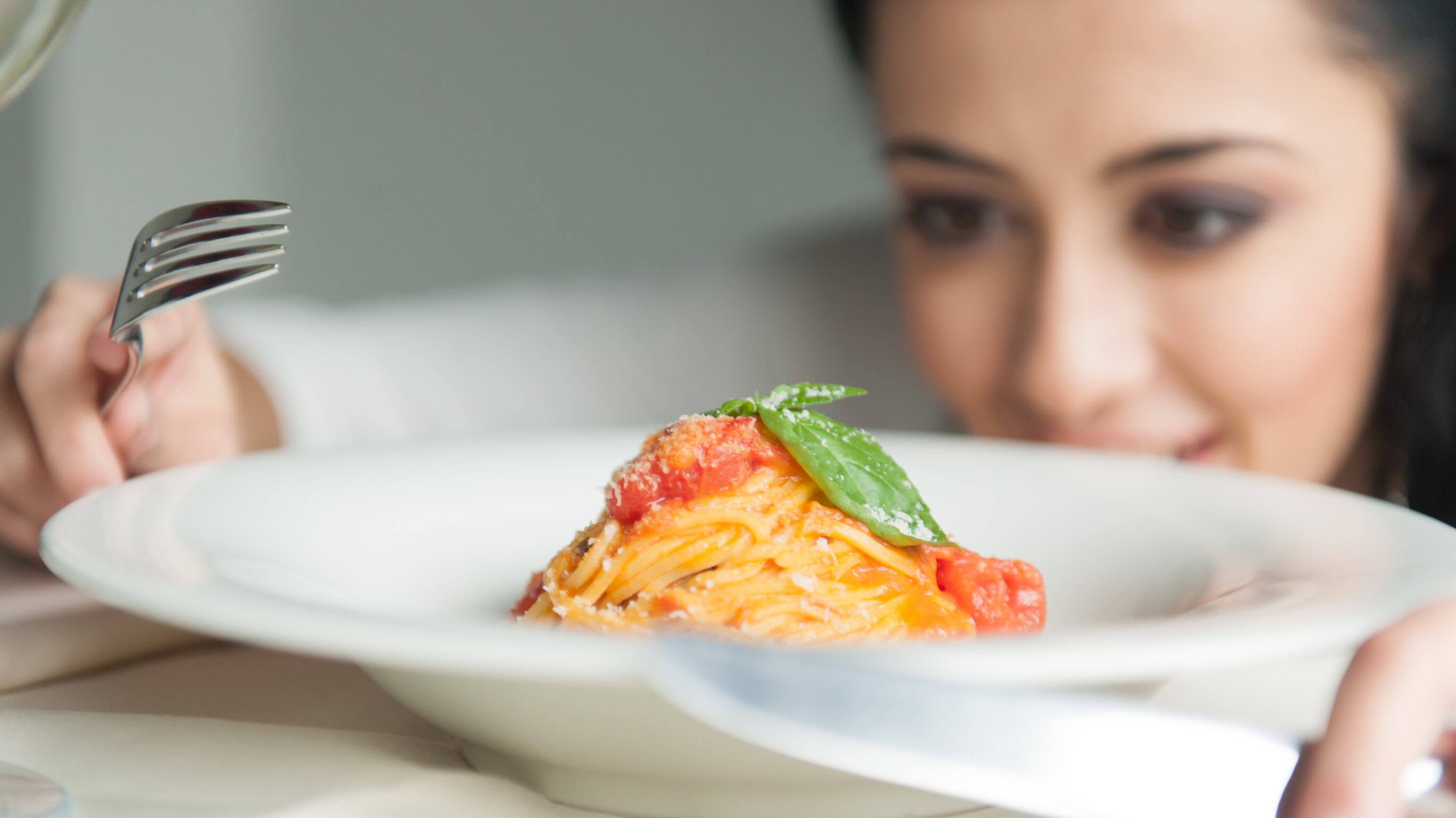 Pasta Yemina promocionada po Biby Gaytán