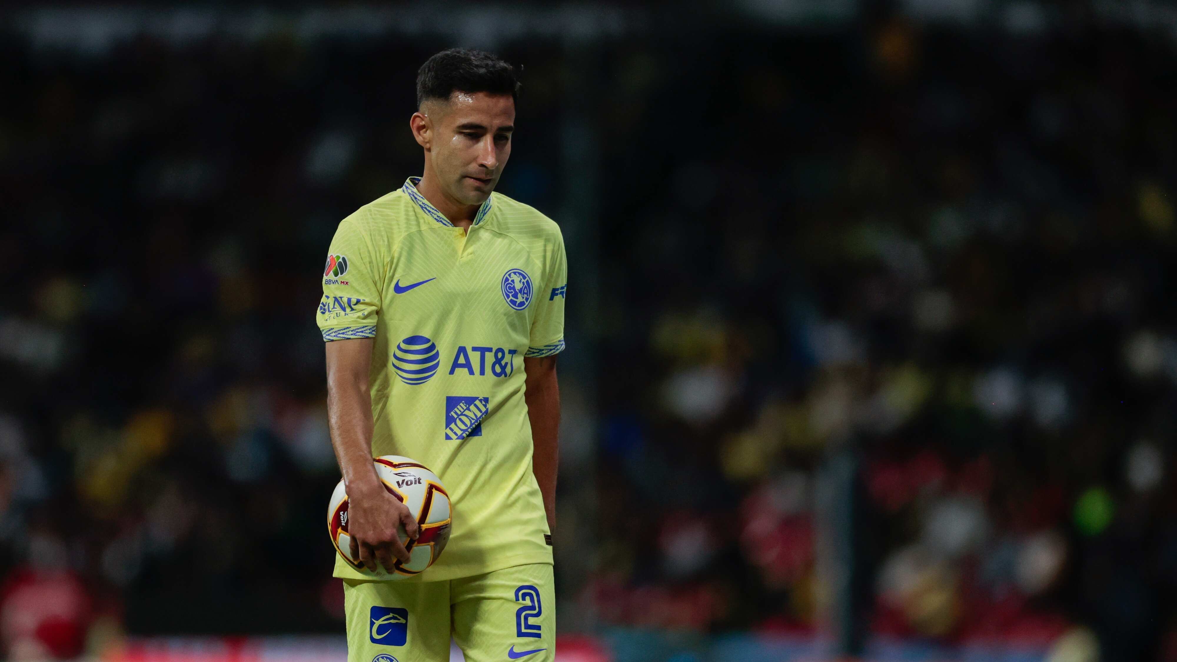 Luis Fuentes es baja del América previo al inicio del Apertura 2024.