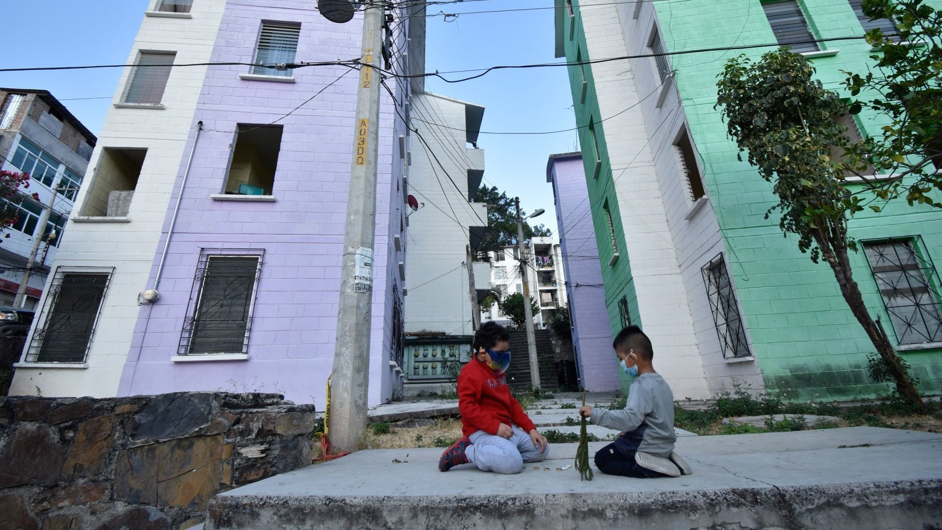 Tienes cinco años para pagar el crédito y, si vuelves a trabajar en una empresa y reactivas tus aportaciones, hay beneficios extra.