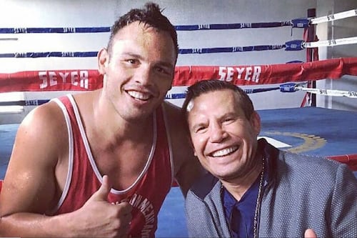 “Está deshecho”: Revelan cómo se encuentra JC Chávez tras deportación del Jr. a México