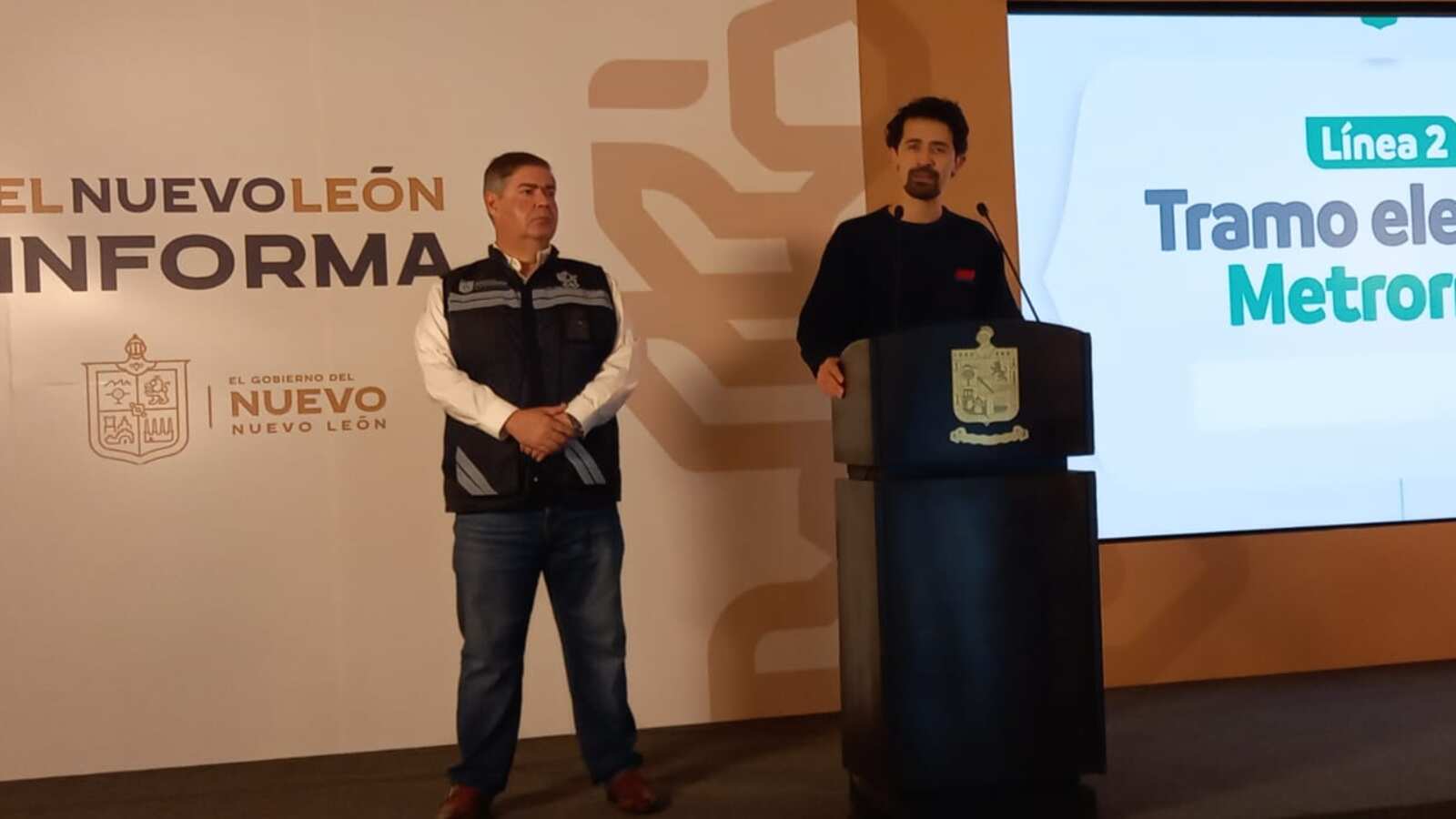 José Manuel Valdez Gaytán y Abraham Vargas dieron a conocer los pormenores de los avances de la investigación del Metro.