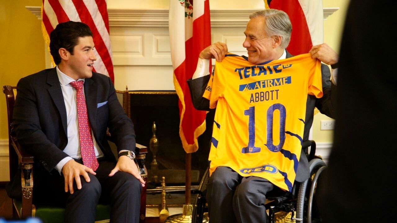 Samuel García se reunió con el gobernador de Texas