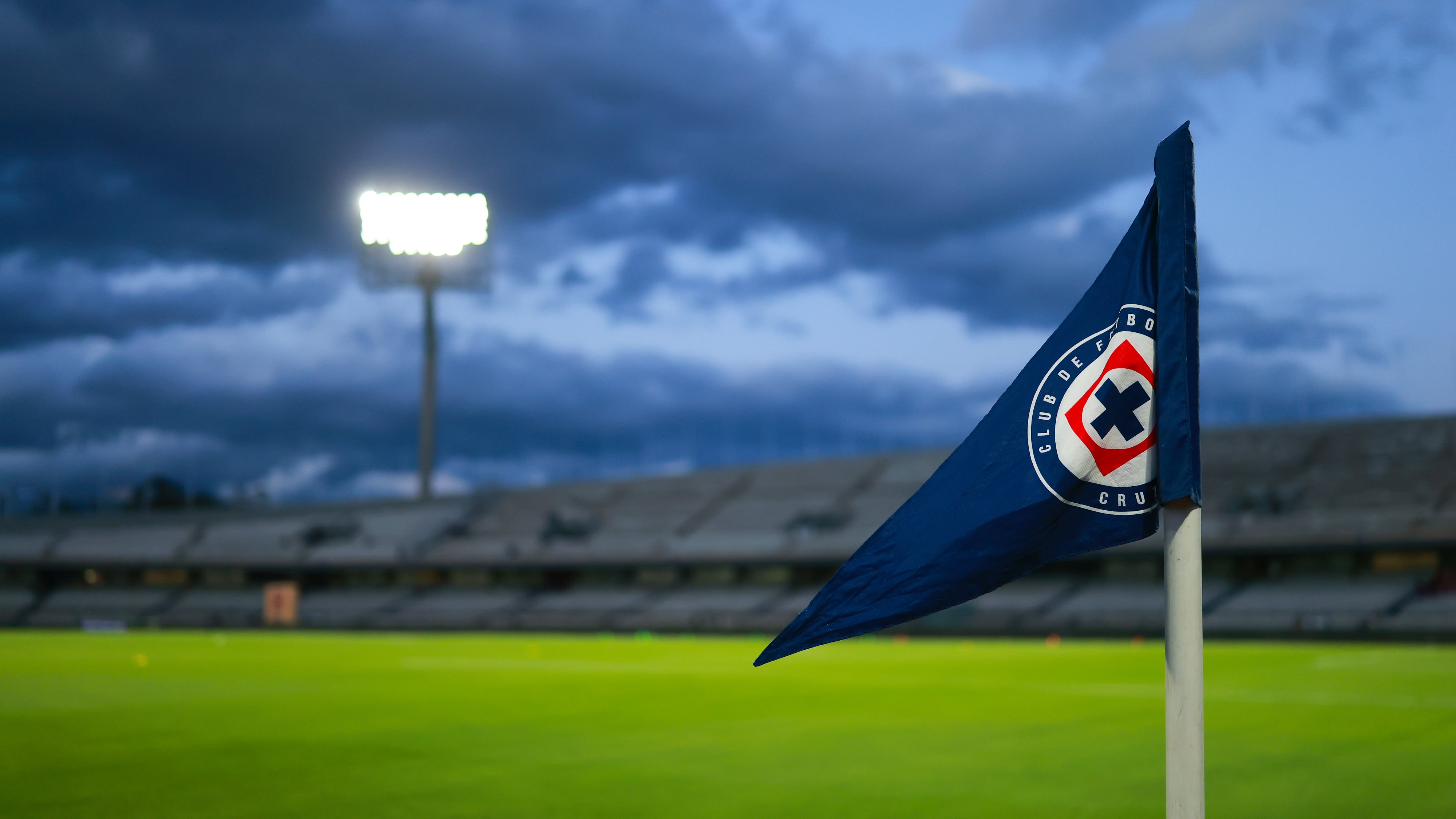 El alcoholímetro se hizo presente en el duelo entre Cruz Azul y León.