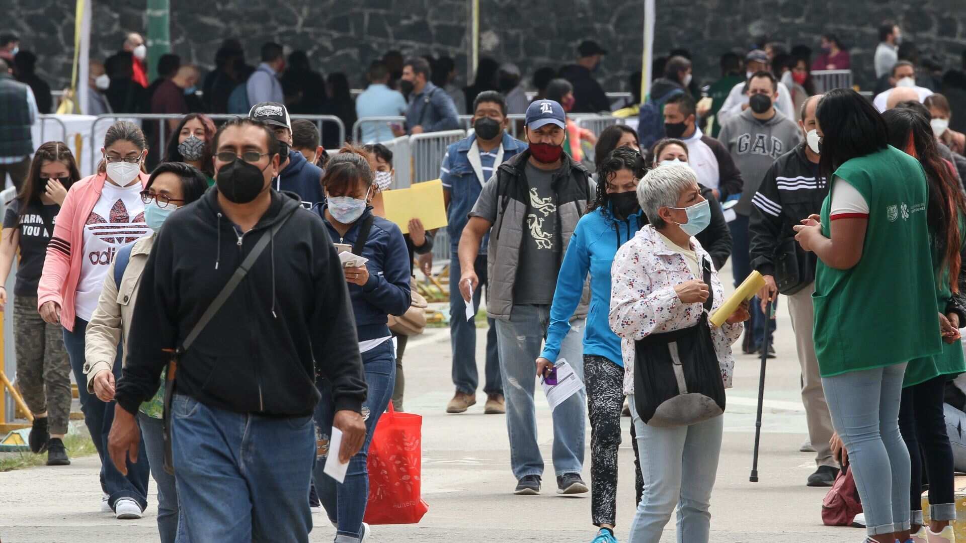 Aspectos de ingreso de personas de 40 a 49 años para su vacunación.