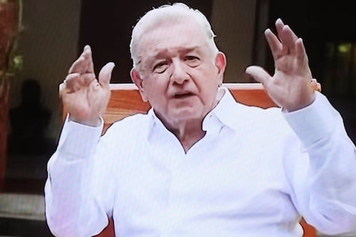 Reportan que AMLO está hospitalizado: ¿Es grave su padecimiento?